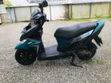 https://riyasewana.com/uploads/yamaha-ray-zr-410422913582.jpg