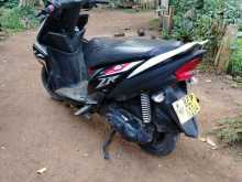 https://riyasewana.com/uploads/yamaha-ray-zr-41251524902.jpg