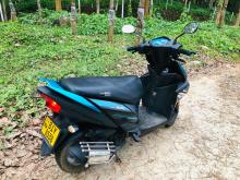 https://riyasewana.com/uploads/yamaha-ray-zr-413014519653.jpg