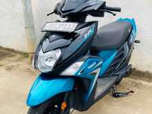 https://riyasewana.com/uploads/yamaha-ray-zr-41422161523.jpg