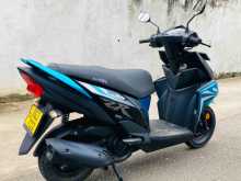 https://riyasewana.com/uploads/yamaha-ray-zr-41422161806.jpg