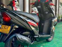 https://riyasewana.com/uploads/yamaha-ray-zr-41441461373.jpg