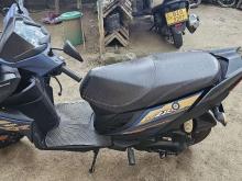 https://riyasewana.com/uploads/yamaha-ray-zr-4525176444.jpg