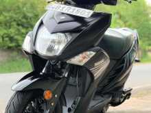 Yamaha Ray Zr 2020 Motorbike