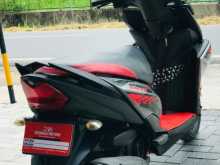 https://riyasewana.com/uploads/yamaha-ray-zr-4946591193.jpg