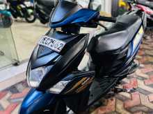 https://riyasewana.com/uploads/yamaha-ray-zr-51252591692.jpg