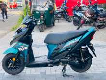 https://riyasewana.com/uploads/yamaha-ray-zr-5907481635.jpg