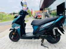 https://riyasewana.com/uploads/yamaha-ray-zr-61231551415.jpg