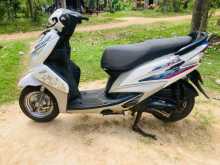 Yamaha Ray ZR 2013 Motorbike