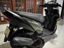 https://riyasewana.com/uploads/yamaha-ray-zr-619315222103.jpg