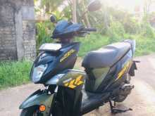 https://riyasewana.com/uploads/yamaha-ray-zr-6727124313.jpg