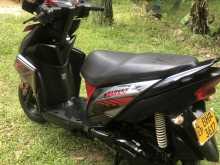 https://riyasewana.com/uploads/yamaha-ray-zr-68141322623.jpg