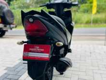 https://riyasewana.com/uploads/yamaha-ray-zr-6842351615.jpg