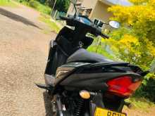 https://riyasewana.com/uploads/yamaha-ray-zr-713043013563.jpg