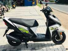 https://riyasewana.com/uploads/yamaha-ray-zr-71436481196.jpg