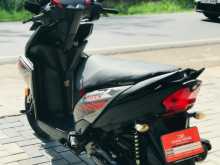 https://riyasewana.com/uploads/yamaha-ray-zr-71438551613.jpg