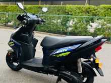 https://riyasewana.com/uploads/yamaha-ray-zr-720030413694.jpg