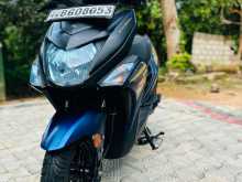 Yamaha Ray Zr 2018 Motorbike