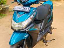 Yamaha Ray Zr 2015 Motorbike