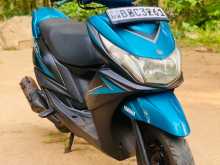 https://riyasewana.com/uploads/yamaha-ray-zr-78515013252.jpg