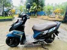 https://riyasewana.com/uploads/yamaha-ray-zr-812461922822.jpg