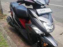 https://riyasewana.com/uploads/yamaha-ray-zr-81517044373.jpg
