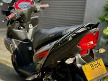 https://riyasewana.com/uploads/yamaha-ray-zr-81705341315.jpg