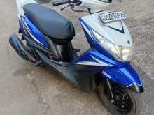 Yamaha Ray ZR 2015 Motorbike