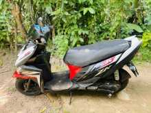 https://riyasewana.com/uploads/yamaha-ray-zr-912134722583.jpg