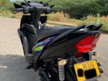 https://riyasewana.com/uploads/yamaha-ray-zr-street-1818300313084.jpg