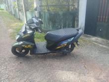 https://riyasewana.com/uploads/yamaha-rayzr-17923506744.jpg