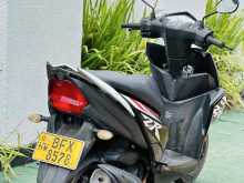 https://riyasewana.com/uploads/yamaha-rayzr-518572822662.jpg