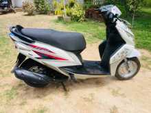 Yamaha Ray ZR 2014 Motorbike