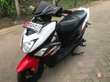 Yamaha Ray 2018 Motorbike