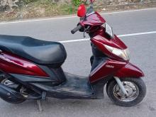 Yamaha Ray 2014 Motorbike