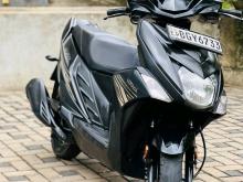 Yamaha Ray Zr 2018 Motorbike