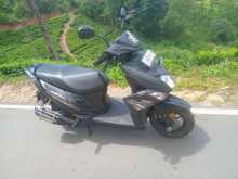 https://riyasewana.com/uploads/yamaha-rey-zr-121293513732.jpg