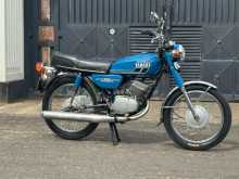 https://riyasewana.com/uploads/yamaha-rs125z-41906364683.jpg