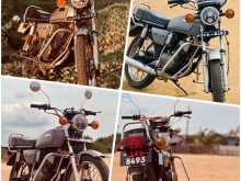 Yamaha RX 100 1996 Motorbike