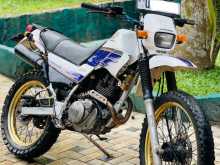 https://riyasewana.com/uploads/yamaha-serow-225-1519380713452.jpg