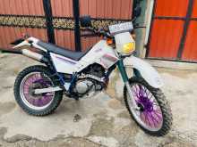 Yamaha Serow 225 2000 Motorbike