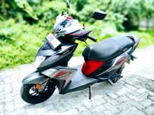 https://riyasewana.com/uploads/yamaha-street-rally-1518050913832.jpg
