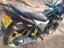 https://riyasewana.com/uploads/yamaha-szr-150-99085913843.jpg