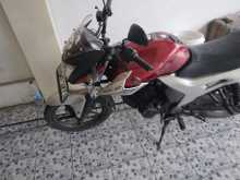Yamaha SZR 2013 Motorbike