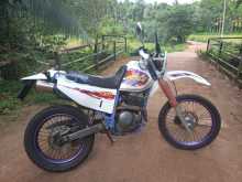 Yamaha TTR 2003 Motorbike