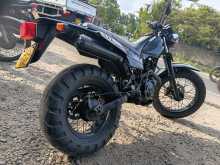 Yamaha TW 2010 Motorbike