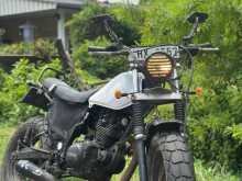 Yamaha TW 2006 Motorbike