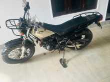 Yamaha TW 2010 Motorbike