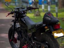 Yamaha TW 2015 Motorbike