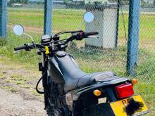 https://riyasewana.com/uploads/yamaha-tw-200-1119282524891.jpg